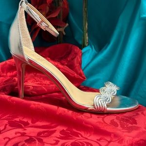 Silver Jewel Badgley Mischka Heels